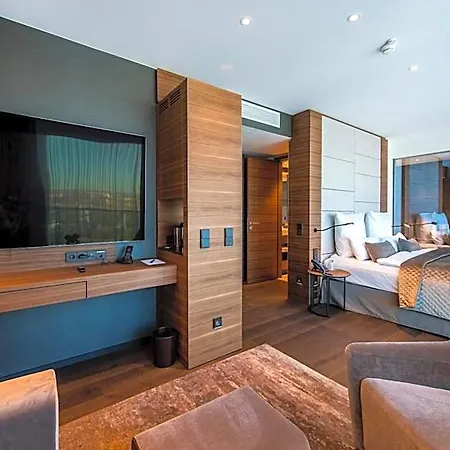 Faehrhaus 5* Κόμπλεντς